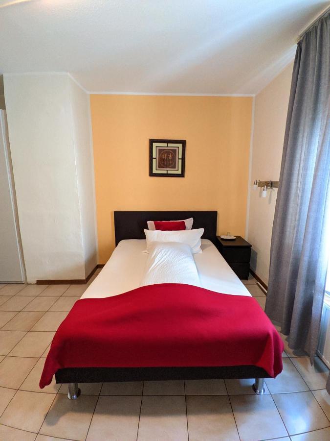 Hotel Rath Schwalmtal  Extérieur photo