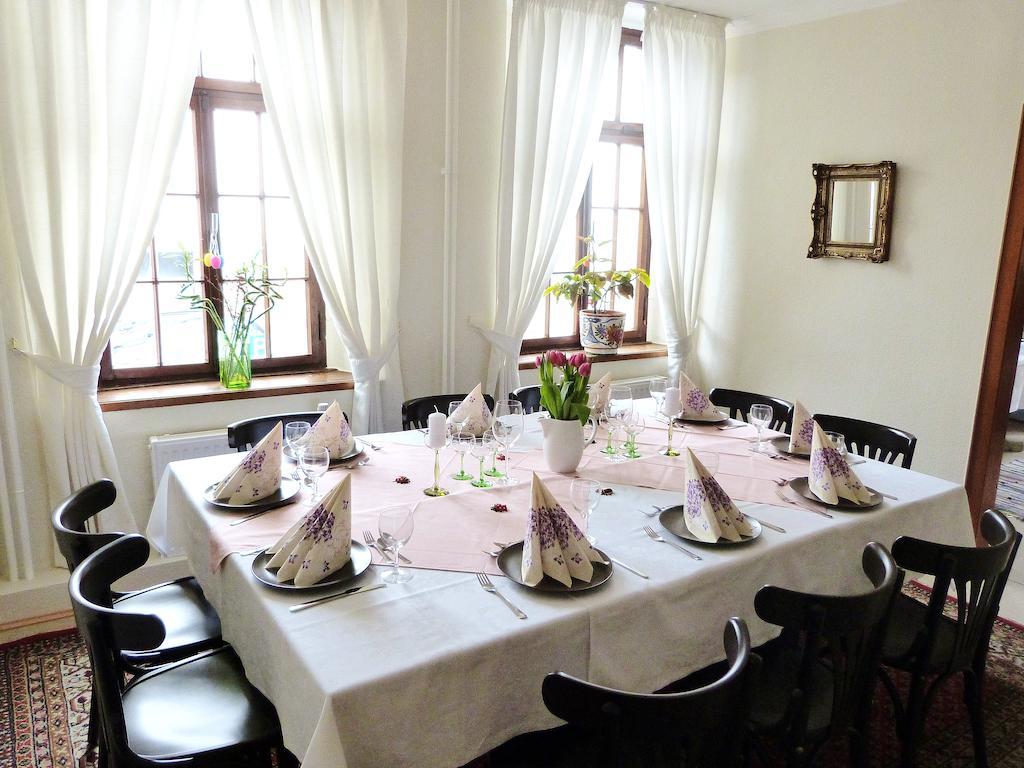 Hotel Rath Schwalmtal  Extérieur photo