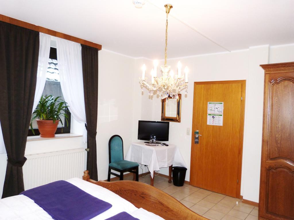Hotel Rath Schwalmtal  Extérieur photo
