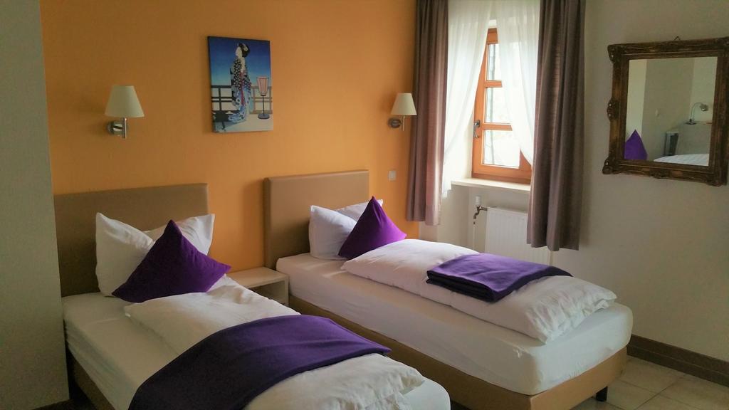 Hotel Rath Schwalmtal  Extérieur photo